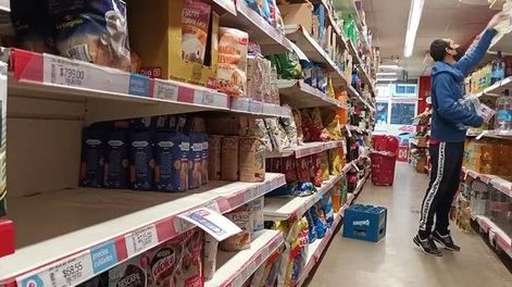 Retiran la mercadería de exhibidores ante la incertidumbre por los precios