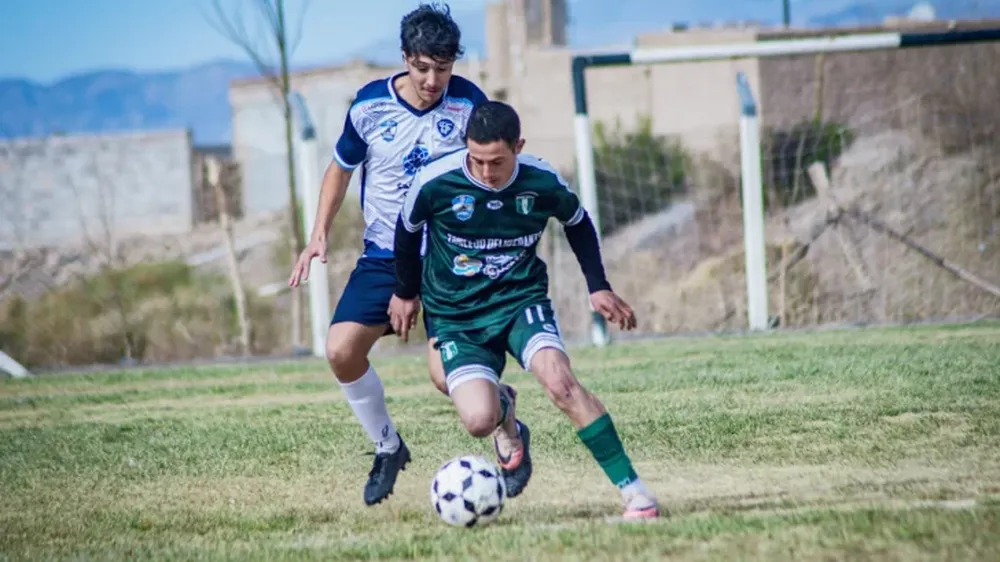 MOTIVADOS. Los iglesianos ganaron en la última fecha y hoy quieren repetir ante los cauceteros, abriendo semifinales.