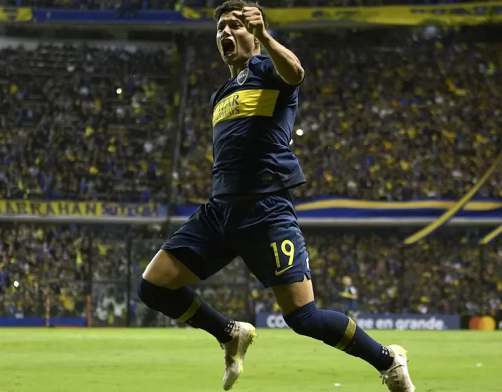 Zárate renovó por “muchos años más”