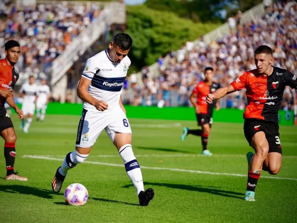 Gimnasia y Colón igualaron en cero en el Bosque platense
