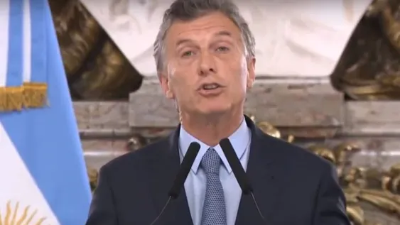 Macri propondrá una ley con controles y sanciones para supermercados