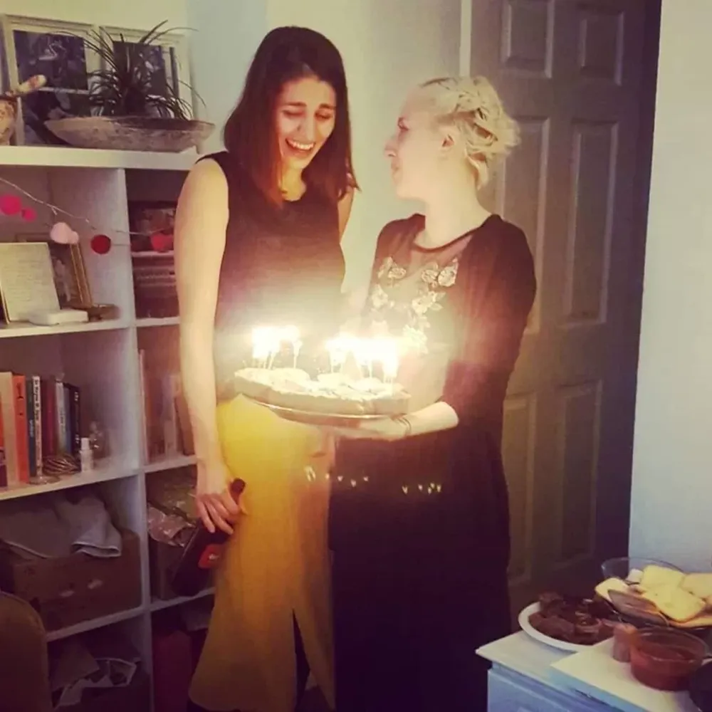 Pidió una torta de cumpleaños de Mariah Carey y le entregaron algo asombroso