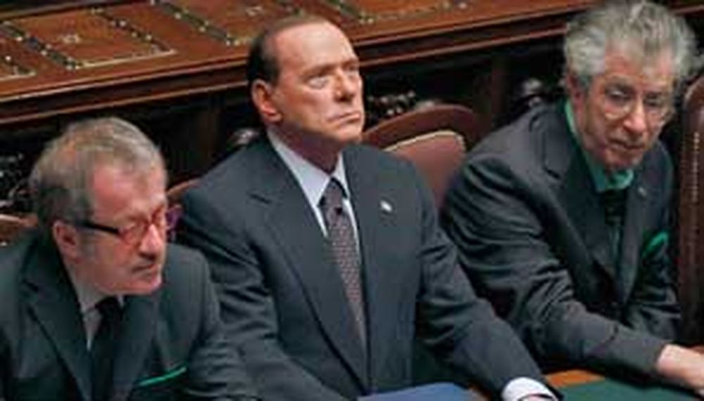 Berlusconi anunció que se irá tras aprobar las medidas de ajuste