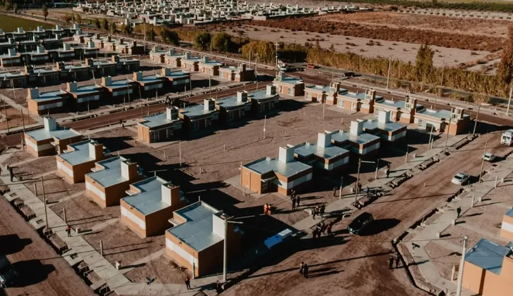 Más de 90 familias ya pueden estrenar su casa en Pocito