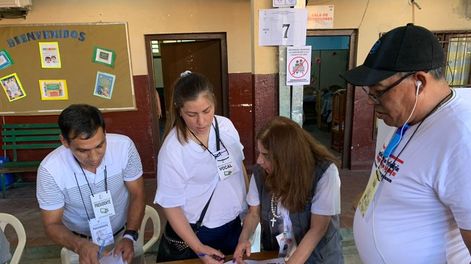 Con una amplia participación de votantes, finalizaron las elecciones presidenciales en Paraguay