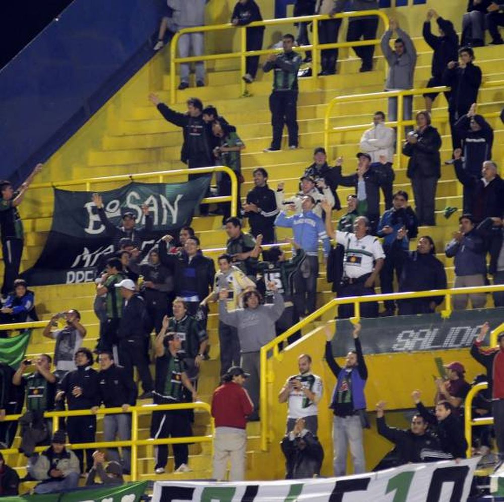 Se hicieron sentir frente a  la multitud de rosarinos