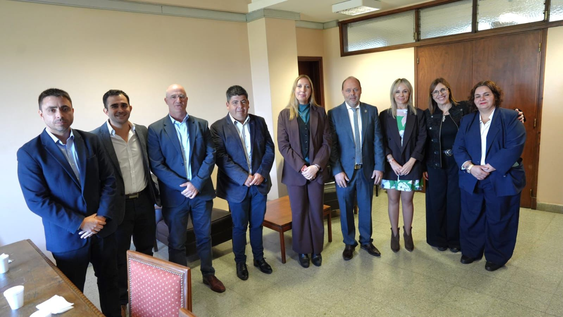 san juan, mendoza y san luis sellan alianza para reforzar controles laborales en cuyo