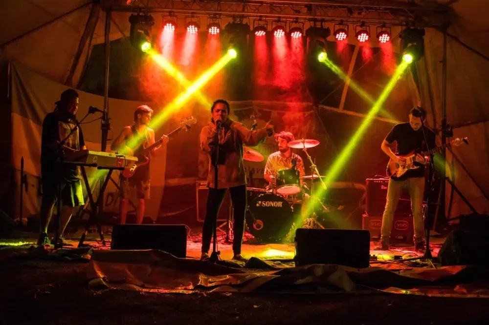 Espectáculos en el valle