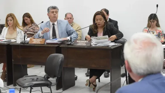 El giojismo y el Pro ya investigan la gestión del intendente de Rawson