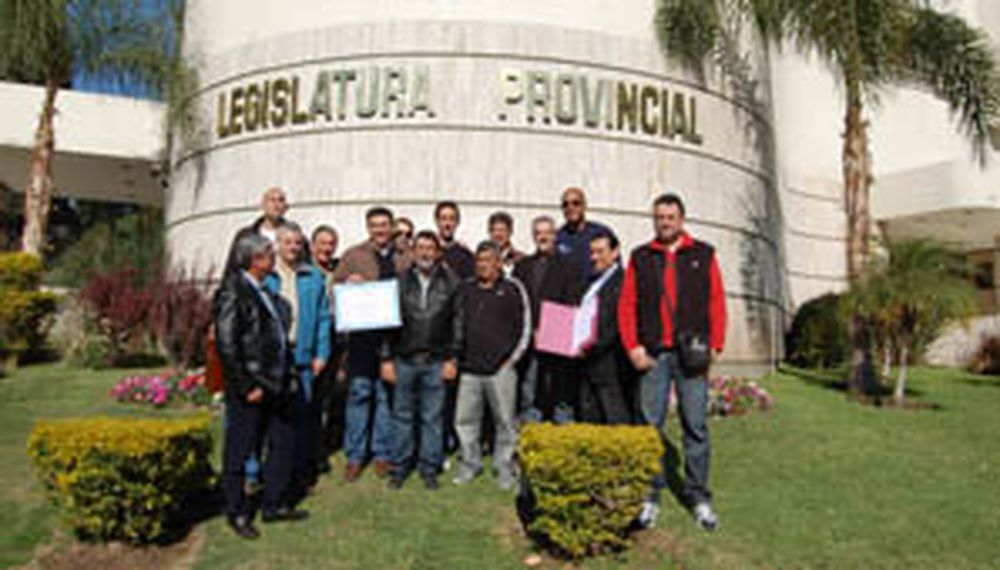 Los héroes, condecorados