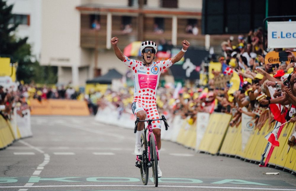 Rey. El ecuatoriano Richard Carapaz se adueñó de la montaña en el Tour de Francia.