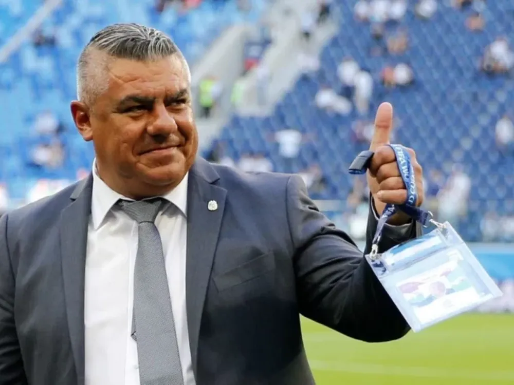 Chiqui Tapia: “Gallardo es el mejor del fútbol argentino y un DT para la Selección”