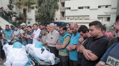 Israel redobló sus bombardeos en Gaza, donde se agrava la situación humanitaria