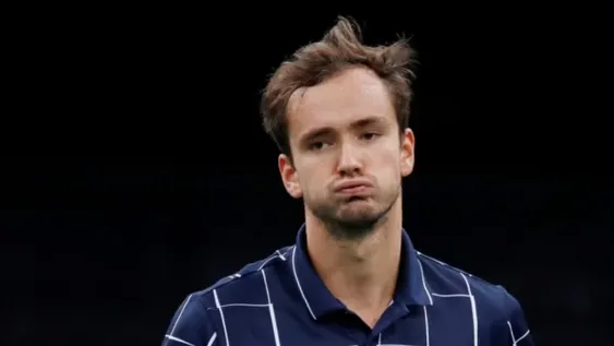 Medvedev se despidió de Montecarlo al dar positivo de coronavirus