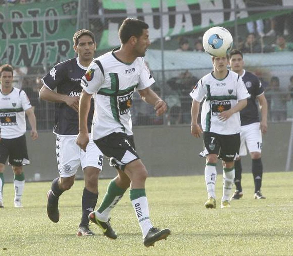 Va con otro 9 de área