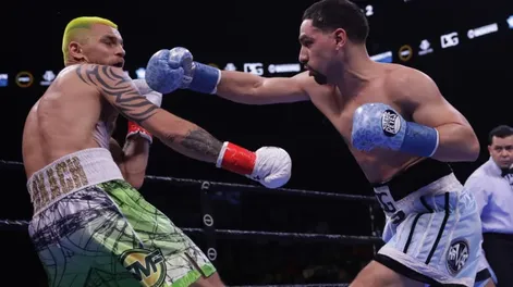 Un boxeador mordió a otro en plena pelea para homenajear a Tyson
