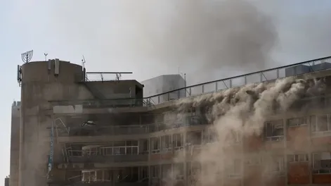 Un hospital israelí fue alcanzado por un misil iraní y Netanyahu prometió que Teherán “pagará un alto precio”