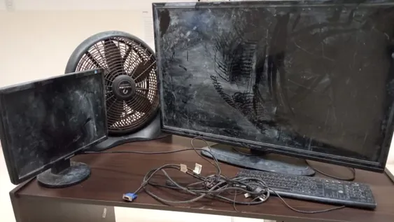 Tres jóvenes robaron elementos de una casa y los escondieron en un descampado