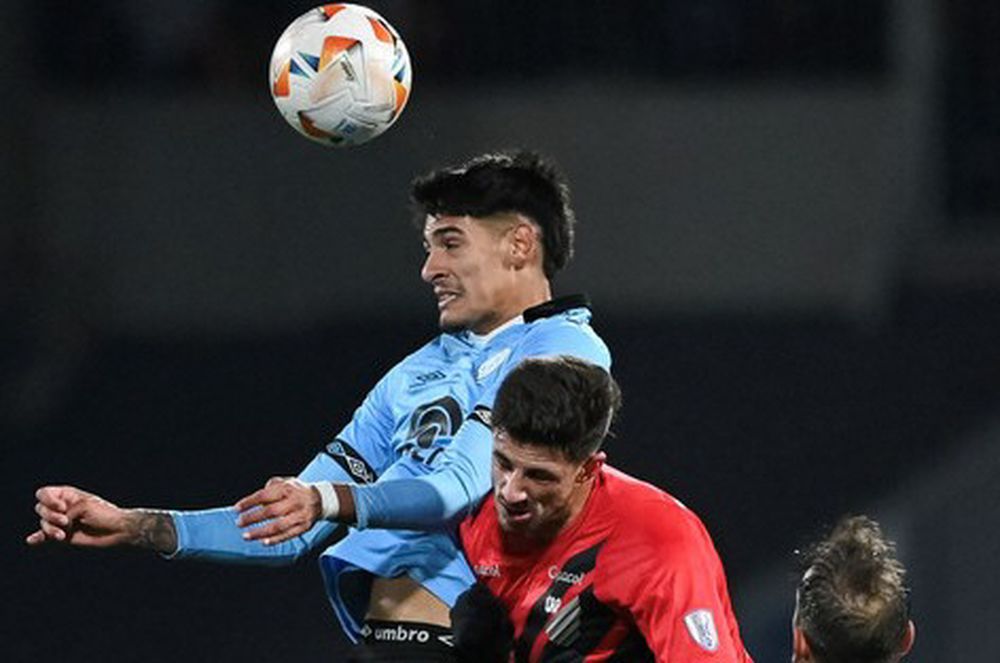 EL ZAGUERO de Belgrano, de 21 años (194 cm) fue citado por Scaloni.