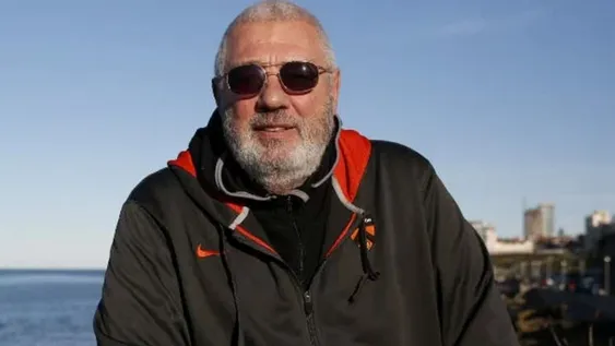 Pasan los años, la hazaña crece