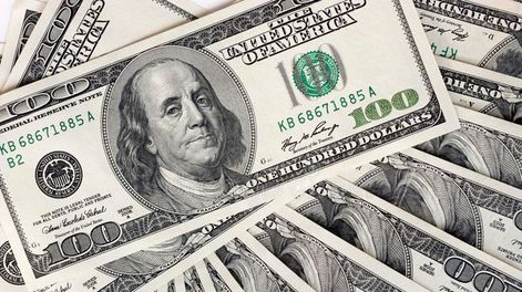 El dólar oficial cerró en $1.394,50.