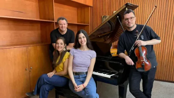 Ángel Santiago González (violín), Mariana Garrotti (piano), Fernando Lazari (barítono) y Mariana Pechuán (piano), los protagonistas del concierto del martes 14
