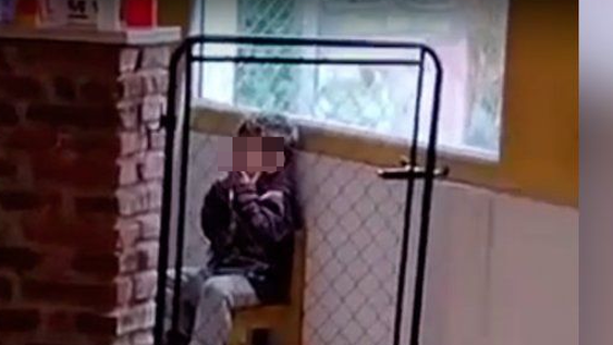 Encerraron a un nene en la cocina de una guardería “para que no contagie el llanto”