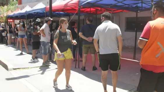 Aseguran que por ahora no faltan test y no cambiarán el criterio de positivos