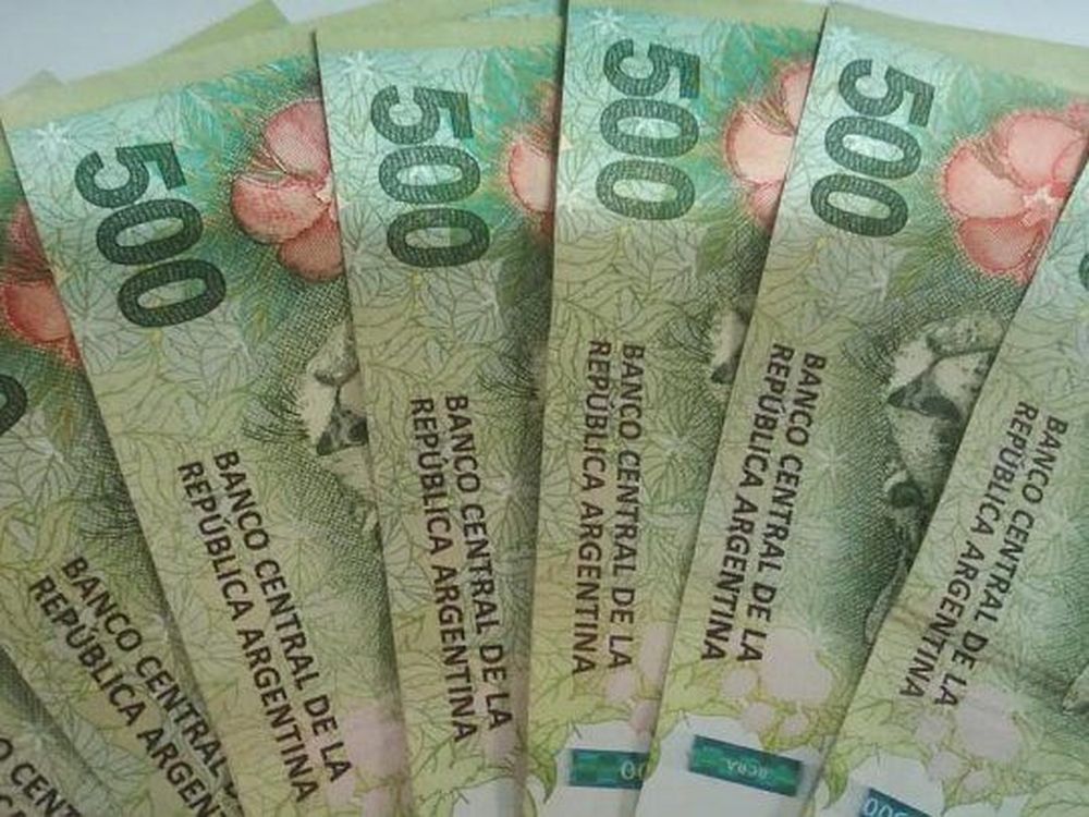 El BCRA subió la tasa de plazos fijos a un mínimo de 30 por ciento