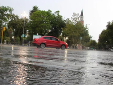 Viento Sur y lluvias fuertes se prevén en San Juan. Viento Sur y lluvias fuertes se prevén en San Juan.