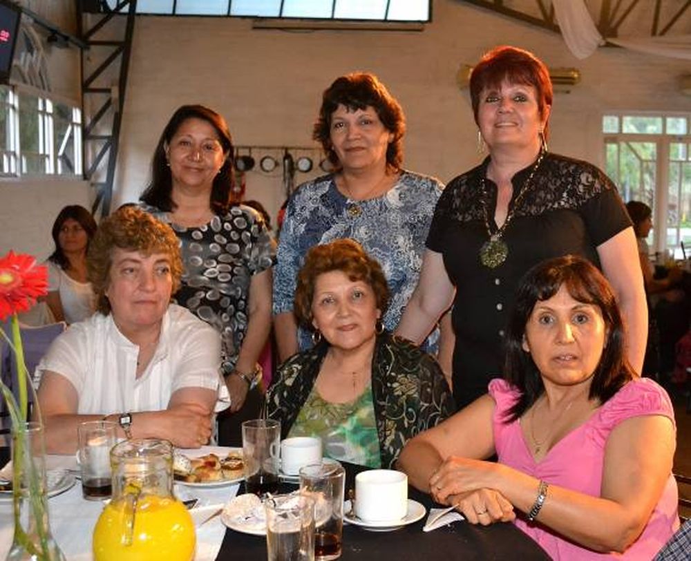 Agasajo a personal de educación especial