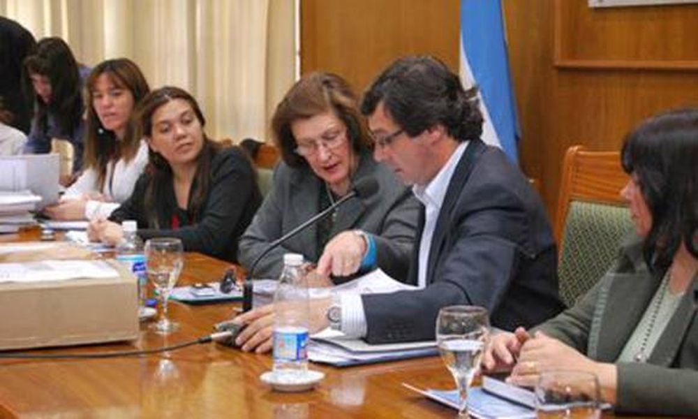 Licitan 9 escuelas