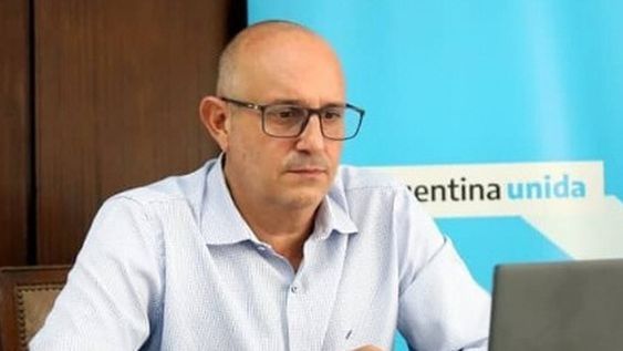 Un massista al frente de Transporte