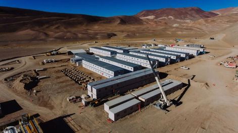 Vicuña, el coloso del cobre. El proyecto demandará un númeroaltísimo de proveedores y trabajadores. La vida útil de la mina es de unos 70años.&nbsp;