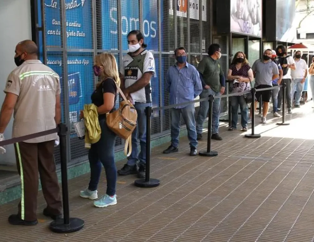 Encuesta: el 62% asegura que “en algunos” comercios no se respetan protocolos