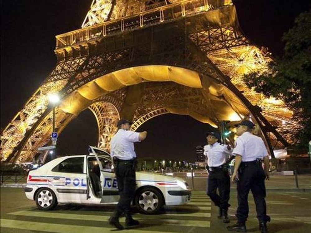 Alerta en París