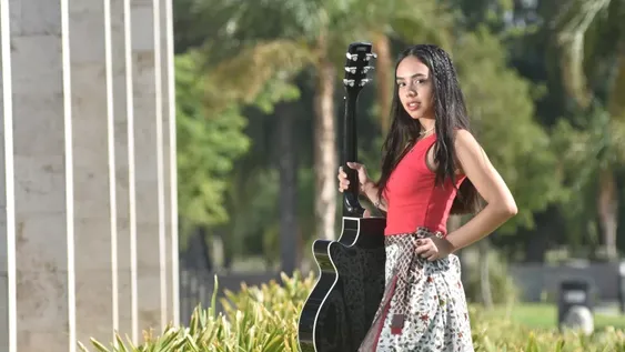 Una voz que se abre camino