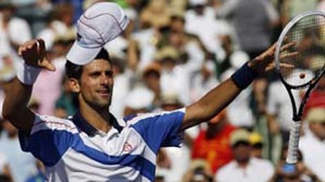 Djokovic quebró a Nadal y sigue invicto en 2011