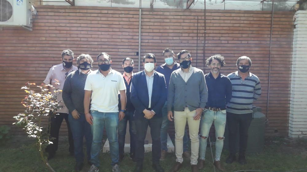 El INV autorizó bebidas provenientes de la uva