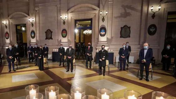 Alberto rindió tributo a los muertos por covid-19 y convocó a la unidad