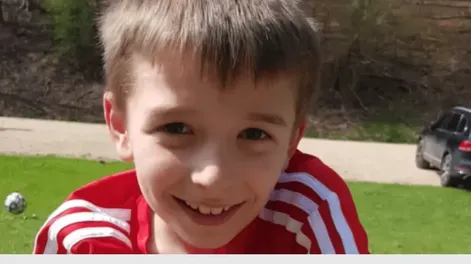 Murió un nene de 10 años después de saltar en una cama elástica y quedar “azul”