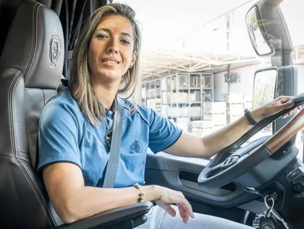Es camionera, no tiene trabajo y publicó un posteo desesperado que se viralizó
