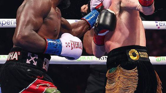 Demoledor. Crawford no dejó dudas ante un Canelo Alvarez superado largamente en Las Vegas.