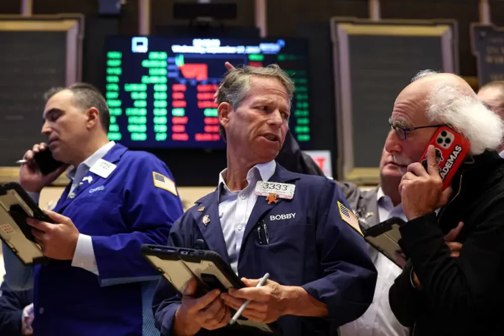 Tras el nuevo anuncio de EEUU, el riesgo país se desplomó más de 100 puntos