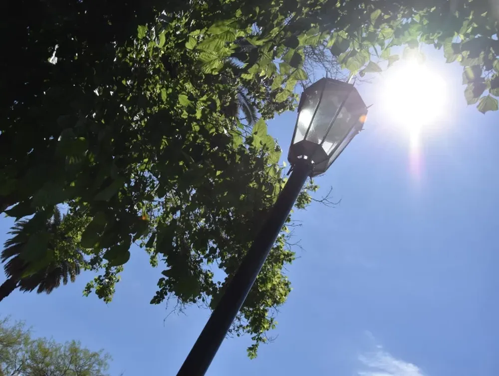 El calor no da tregua: la máxima llegará a los 37 grados
