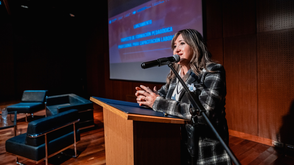 Silvia Fuentes - Ministra de Educación.
