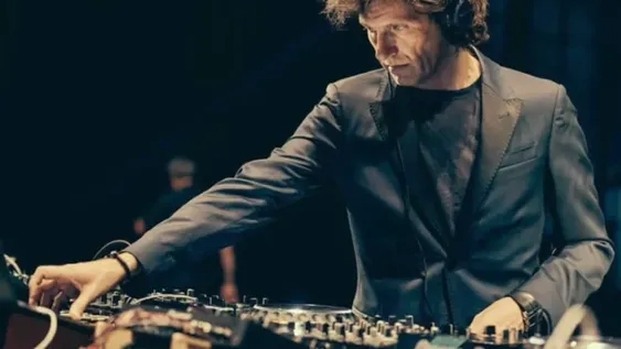 Hernán Cattaneo: “La escena electrónica es menos hipócrita”