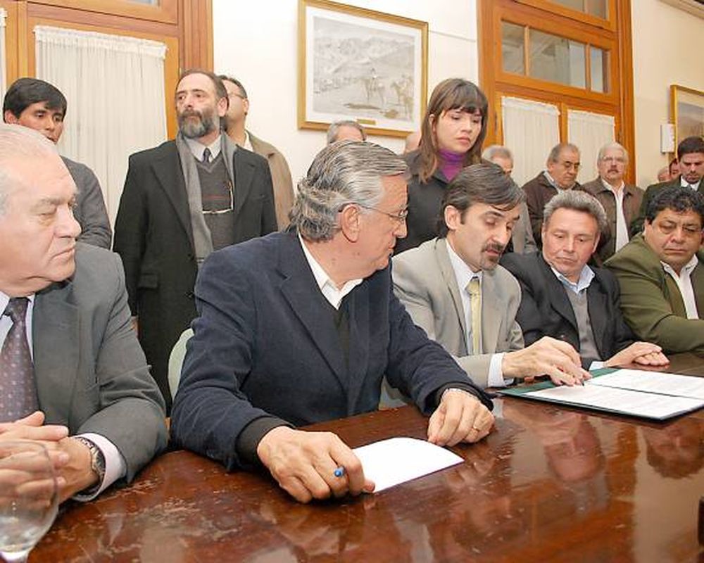 Gioja instó a los sanjuaninos a defender la minería local