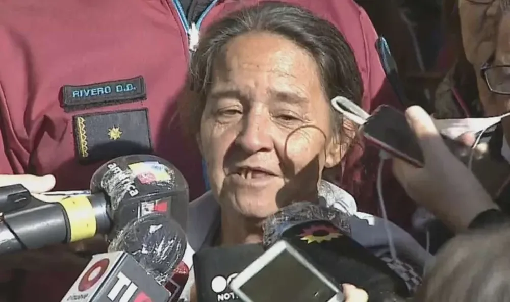 La alegría de la abuela: “Gracias a Dios está bien, la vi riéndose”