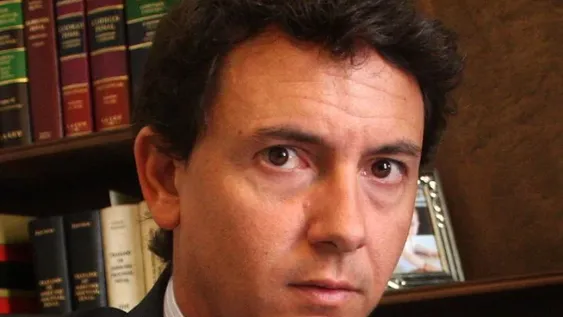 Juzgarán a un minero sospechado de haber violado por lo menos 10 veces a su hijastra